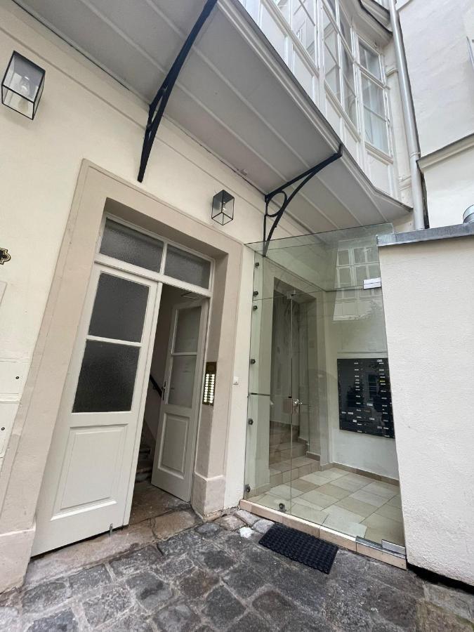 Default Stepahnsplatz Apartment Vienna Exterior photo
